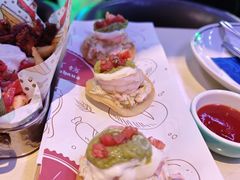 鲜虾牛油果塔塔-Famous肥猫墨西哥音乐餐吧(五棵松华熙LIVE店)