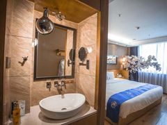 -泸州唯逸酒店(大山坪警察学院店)