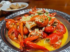 -琥珀老六龙虾(四里河店)