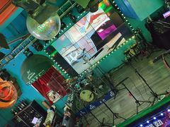 -Famous肥猫墨西哥音乐餐吧(五棵松华熙LIVE店)