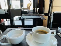 -唐拉雅秀酒店-西锦汇空中BBQ·思创餐厅