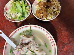 -老方桌烂蹄花川菜馆(九龙坡店)