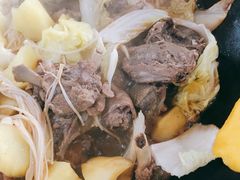 -粘豆包柴火铁锅炖