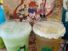 -沪上阿姨·精选茶饮(龙湖滨江天街店)