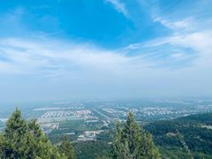 -鬼笑石后山停车场