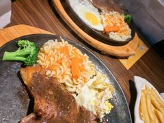 -豪享来牛排(人民店)