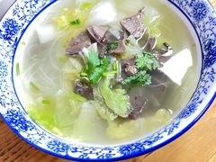 -闫家驴肉老店(华电一校店)