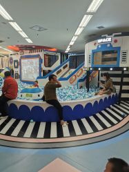 -孩子王童乐园(西安盛龙店)