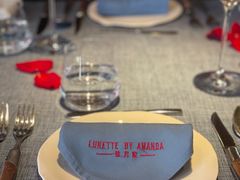 -弦月窗LUNETTE BY AMANDA(复兴路店)