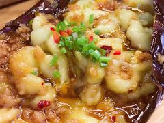 -云晓光头烧烤吧(新大陆广场店)