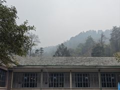 -滴水洞景区
