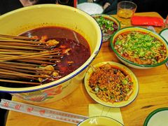 -拈签一笑黄牛肉辣卤串串