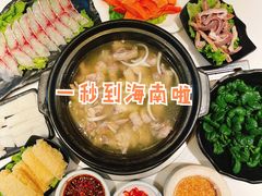 -东椰·海南椰子鸡火锅(朝阳门店)