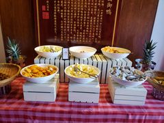 -亚龙湾希尔顿自助餐厅·海鲜·烧烤·沙滩BBQ·现场乐队