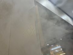 -余杨鸭鸭餐厅