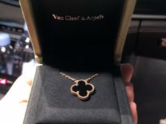 -梵克雅宝(国贸商城店)