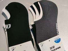 -SKECHERS 斯凯奇(上海国际时尚中心店)