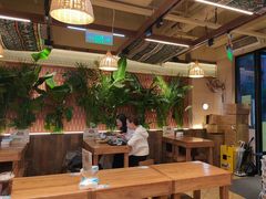 -云阿蛮云南生烫牛肉米线(奉贤路店)