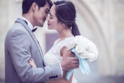 -巴黎婚纱摄影工作室