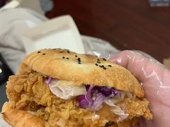 -塔斯汀中国汉堡(江大南路店)
