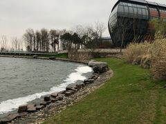 -上海滴水湖皇冠假日酒店