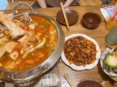 -恩你小木屋·韩式料理(假日广场店)