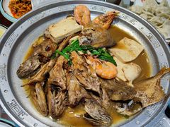 -东来菜馆•手抓海鲜家常菜•海鲜锅贴(鸽子窝店)