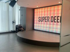 -超鹿运动(五四路恒力城店)