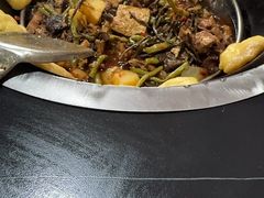 -屈夫人地锅鸡(南充店)