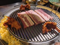 -釜山火炉·海鲜烤肉(紫藤路店)