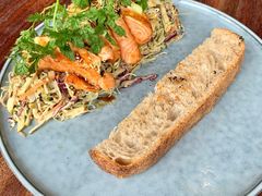 烤三文鱼沙拉-O'mills Sourdough Bakery&Bistro(永嘉路店)