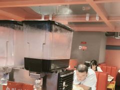 -何师傅美蛙鱼头(汉街店)