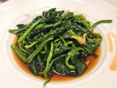 -满江红四季餐厅 · 国家五钻级酒家(新纪元大酒店店)