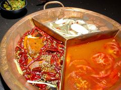 一次用油老火锅-锅说大脸毛肚重庆老火锅(佐阾店)