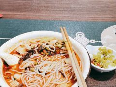 小螺莉螺蛳粉-丽丽三鲜螺蛳粉(田林路店)