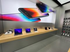 -Apple零售店(新街口店)
