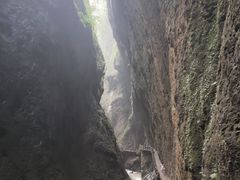 -龙水峡地缝景区