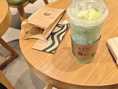 -星巴克臻选(北京银泰店)