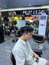 -藤野造型专业烫染接发