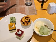 -上海西藏大厦万怡自助餐厅(徐汇店)