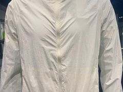 -枫叶小镇奥特莱斯