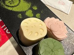 夏与荷冰慕斯-海底捞火锅(万丰桥店)