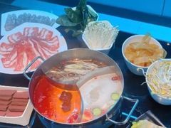 -唯爱KTV聚会餐厅(仙林东城汇店)