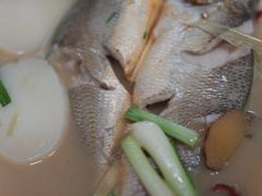 -健跳小海鲜(人民路店)