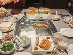 -海底捞火锅(中州万达店)