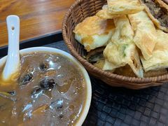 -穆彦华逍遥镇胡辣汤(岗坡路店)