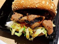 -The Habit Burger Grill 哈比特汉堡(复兴soho店)