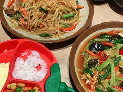 -川堂风·跷脚牛肉·乐山爆炒(宝山日月光店)