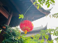 -龙华寺