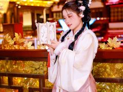 -汉仪华裳汉服馆(豫园店)